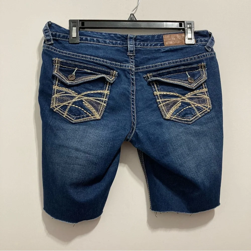 ♦️Ariya Jeans Blue Jean Bermuda Shorts Denim Jorts , size 7/8